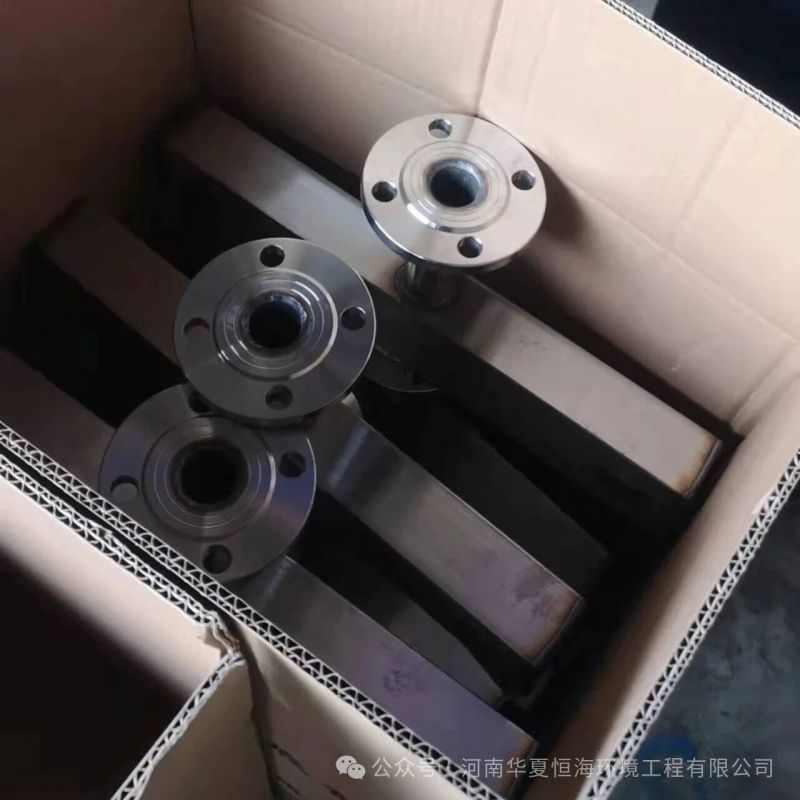 管式曝气器提升装置